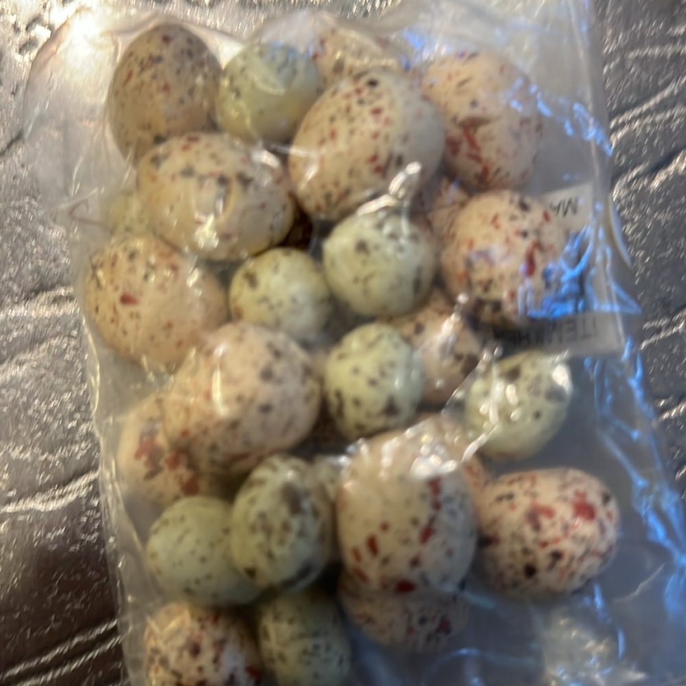 Easter Birds Nest w/Miniture Eggs - Picture 4 of 4
